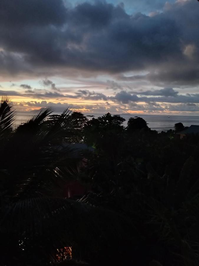 E&E Self Catering Hotel Beau Vallon  Eksteriør billede